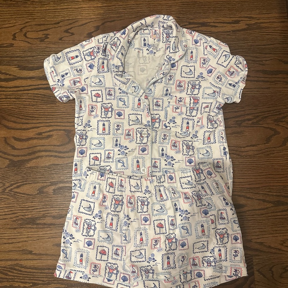 Roller Rabbit Nantucket Print Short Pajama Set- Great Condition